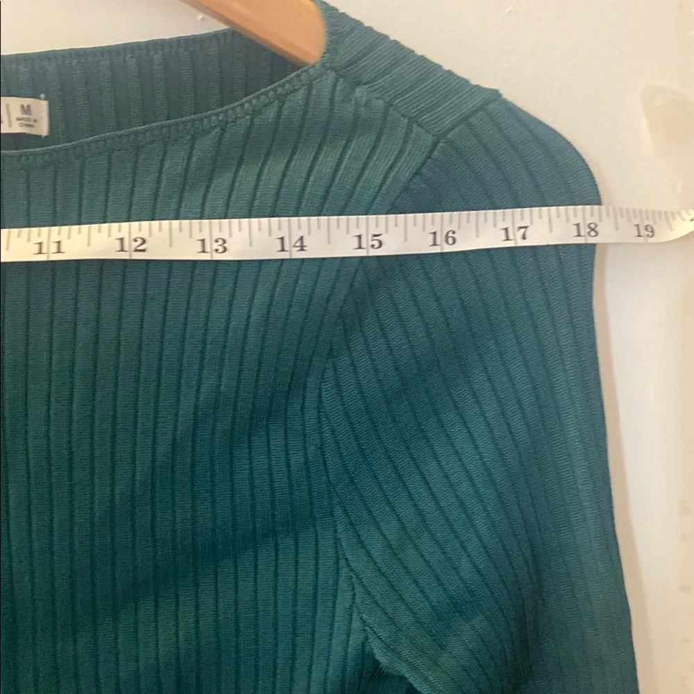 Abercrombie & Fitch Green Fitted Ribbed Long Sleeve Blouse - Picture 4 of 4
